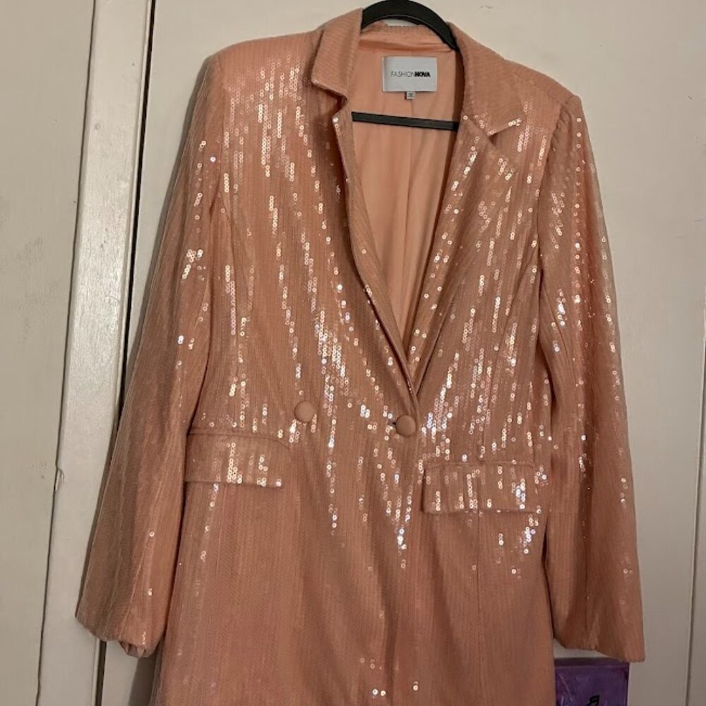 Rose Gold Sequin Blazer – Fashion Nova – Size Large